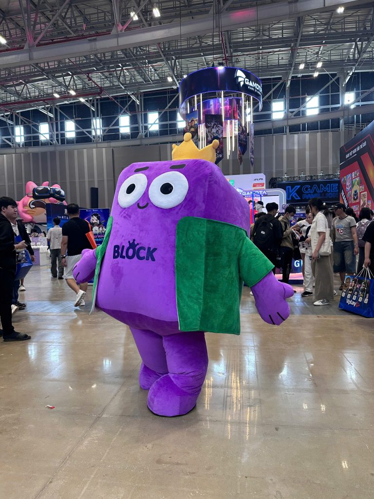 May Mascot Theo Yêu Cầu Giá Xưởng – Thiết Kế Riêng Theo Thương Hiệu